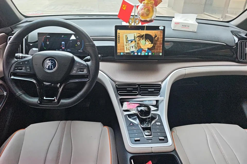 BYD Song Pro DM Song Pro DM 2023 DM-i Champion Edition 71km Leading Type 2024 — thumbnail 4