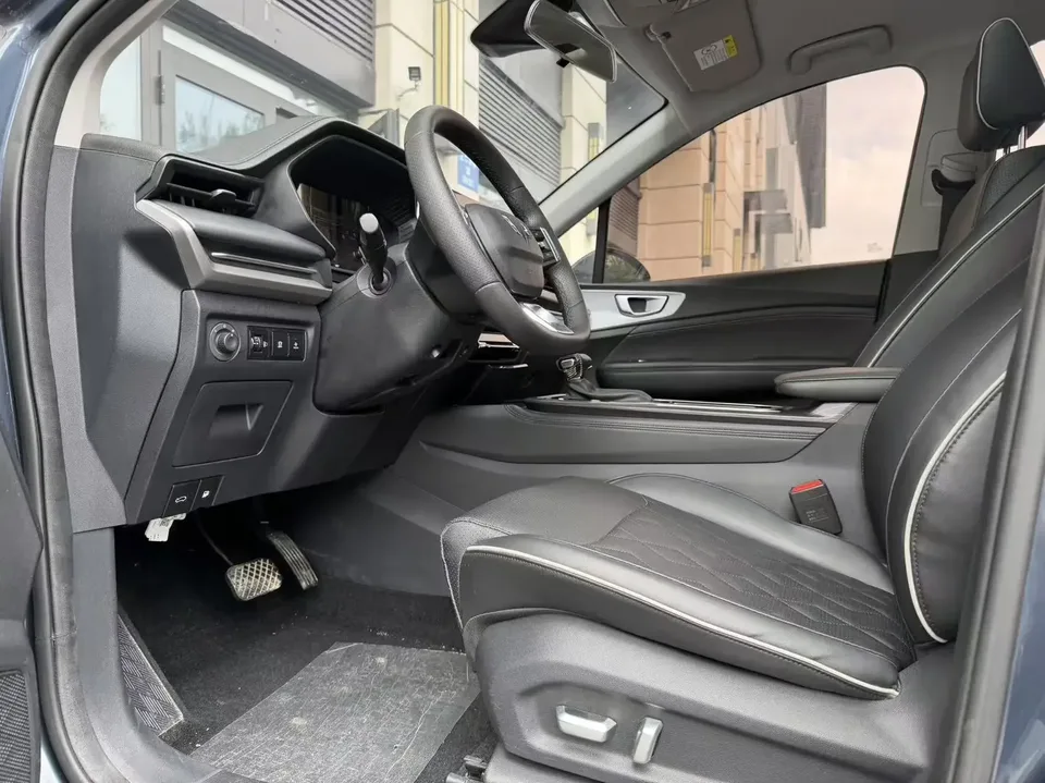 Wuling Jiachen Wuling Jiachen 2022 1.5T CVT Premium Flagship Model 2023 — thumbnail 4