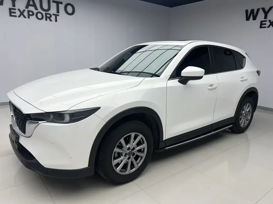 Mazda CX-5 Mazda CX-5 2022 2.0L Automatic 2WD Smart Elegance 2022 — photo 1, buy with delivery to Moscow