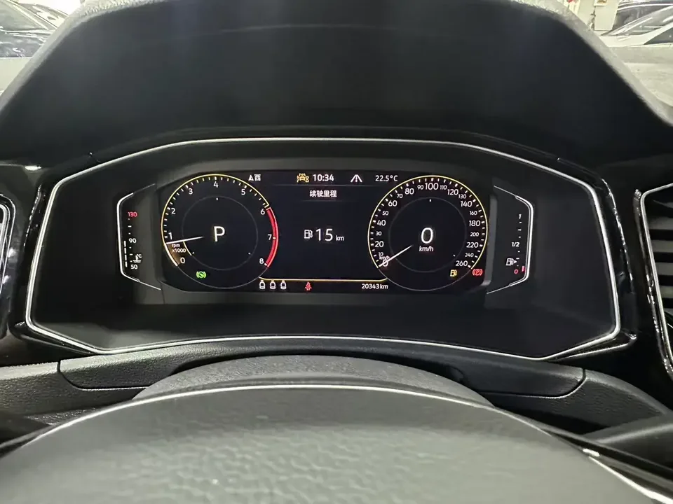 Volkswagen T-Roc TANG 2022 280TSI DSG 2WD Comfort PLUS 2023 — миниатюра 5