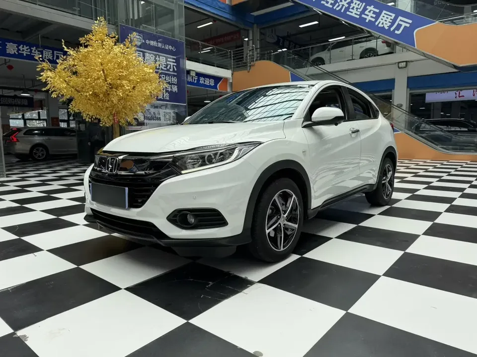 Honda VEZEL Binzhi 2022 1.5L CVT Pioneer Edition 2022 — photo 1, buy with delivery to Moscow