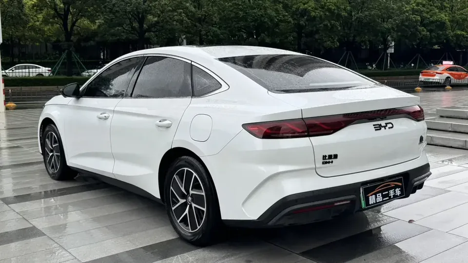 BYD Qin L DM Qin L DM 2024 DM-i 120KM Beyond 2025 — thumbnail 2