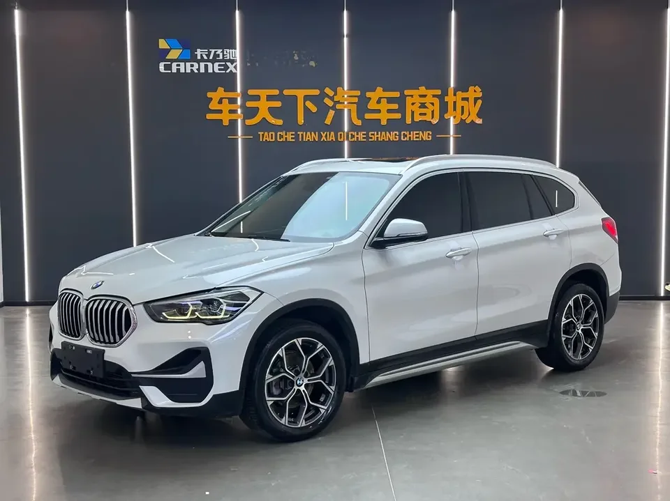 BMW X1 BMW X1 2022 sDrive20Li Fashion 2022 — photo 1, buy with delivery to Moscow