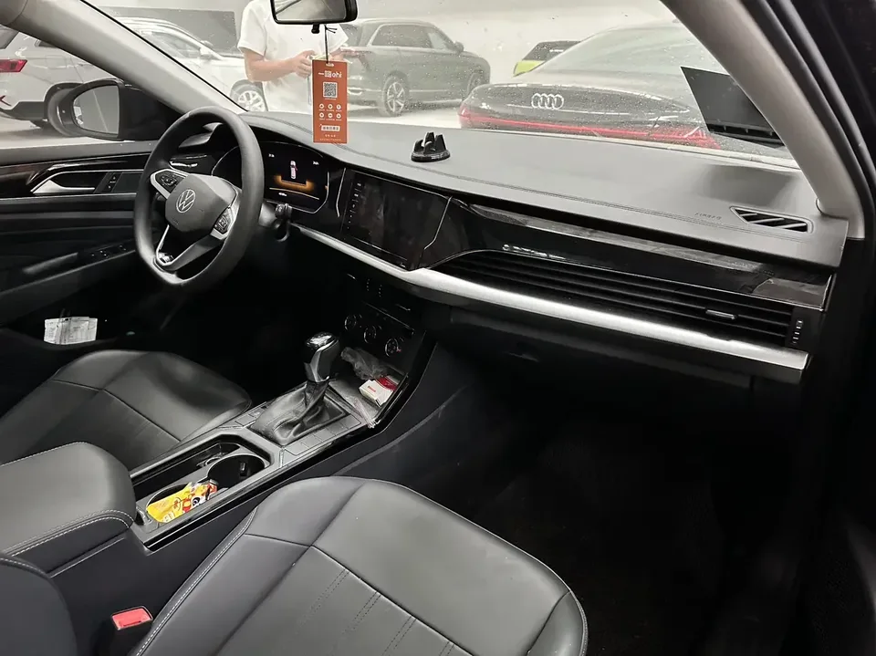 Volkswagen Passat Passat 2025 280TSI Business Edition 2025 — thumbnail 2