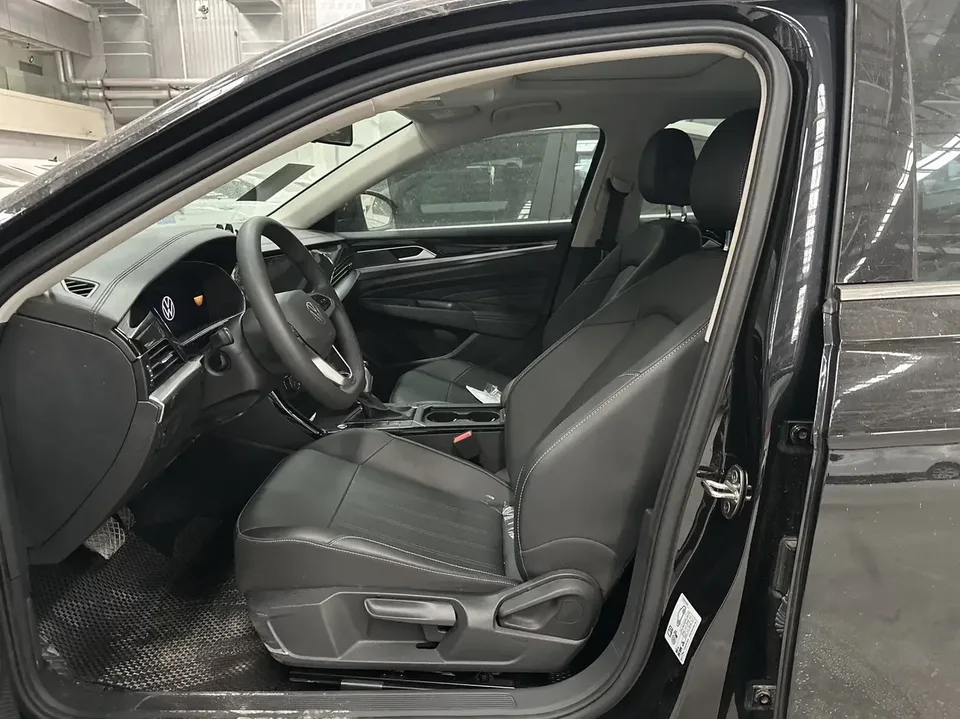 Volkswagen Passat Passat 2025 280TSI Business Edition 2025 — thumbnail 3