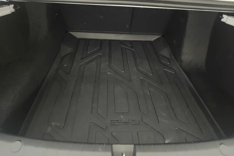 BYD Qin PLUS DM Qin PLUS DM 2025 DM-i Intelligent Driving Version 128KM Progressive 2025 — thumbnail 5
