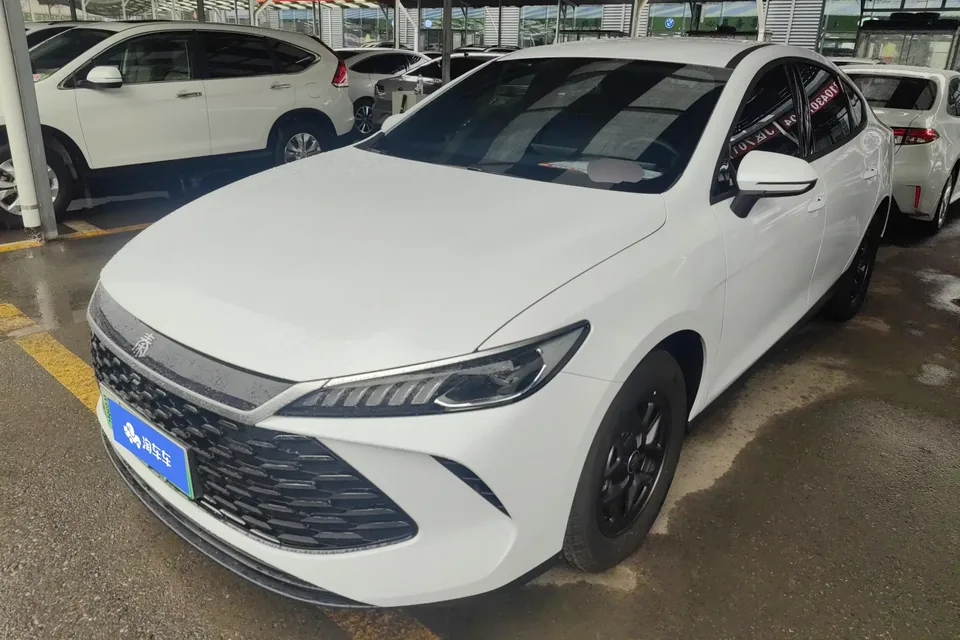 BYD Qin PLUS DM Qin PLUS DM 2025 DM-i Intelligent Driving Version 128KM Progressive 2025 — photo 1, buy with delivery to Moscow