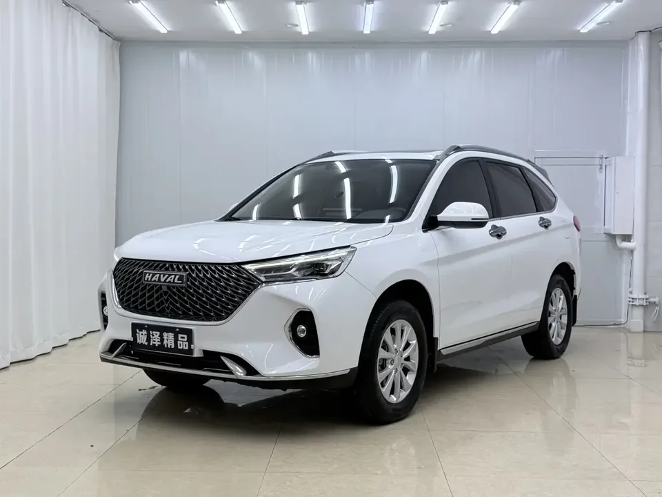 Haval M6 Haval M6 2021 PLUS 1.5T DCT Luxury Intelligent Connection 2022 — photo 1, buy with delivery to Moscow