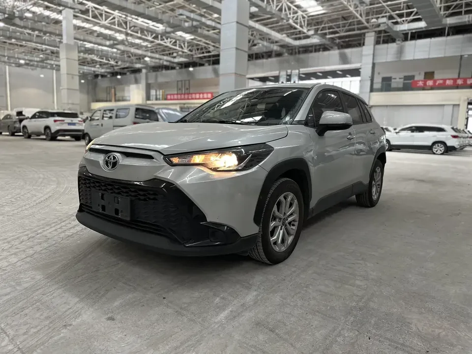 Toyota Frontlander Fenglanda 2023 2.0L CVT Elite Edition 2024 — фото 1, купить с доставкой в Москву