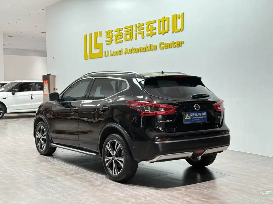 Nissan Qashqai Qashqai 2022 2.0L XV Prem. Deluxe Edition 2023 — thumbnail 2