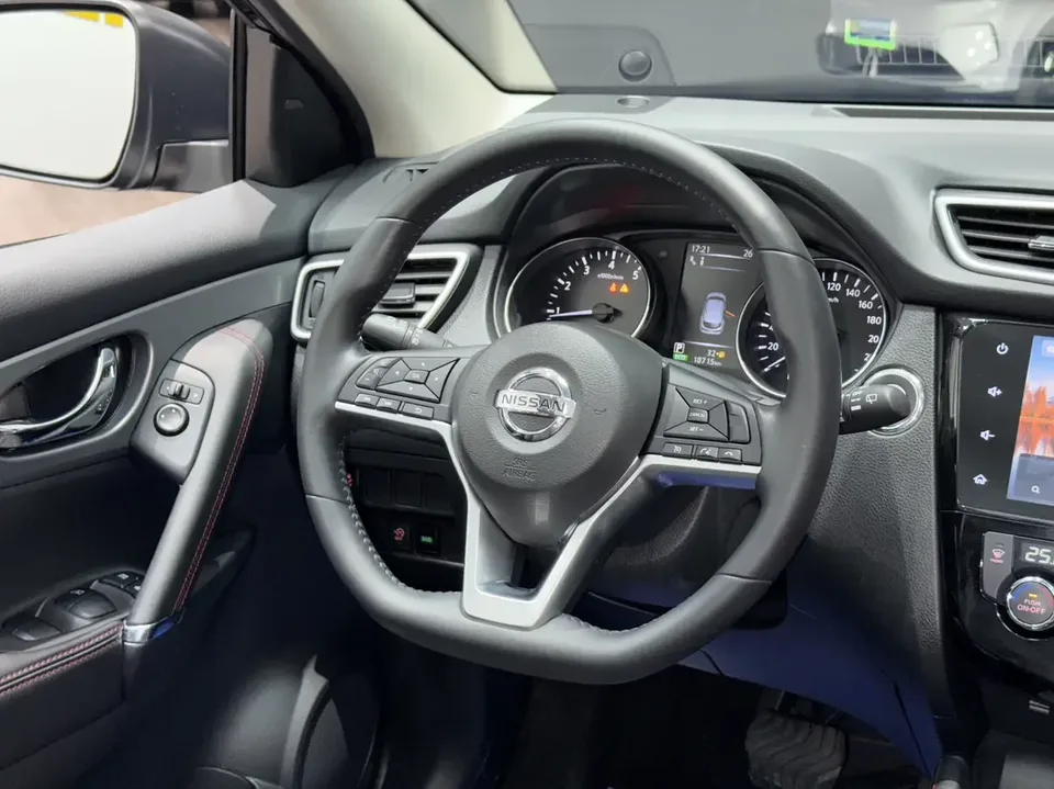 Nissan Qashqai Qashqai 2022 2.0L XV Prem. Deluxe Edition 2023 — thumbnail 5