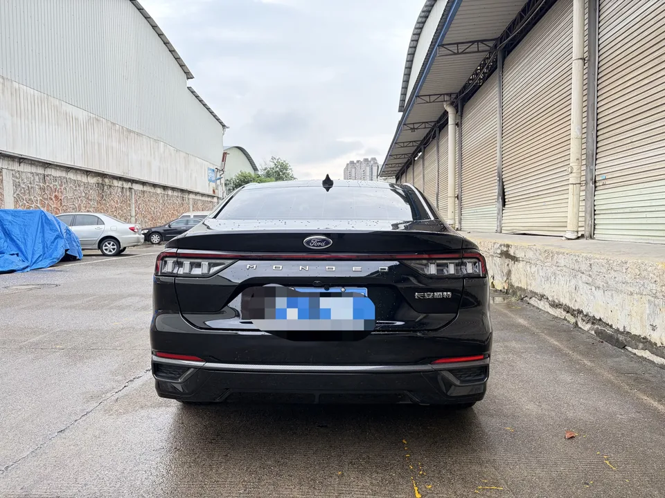 Ford Mondeo Mondeo 2023 EcoBoost 180 Comfort 2023 — миниатюра 2