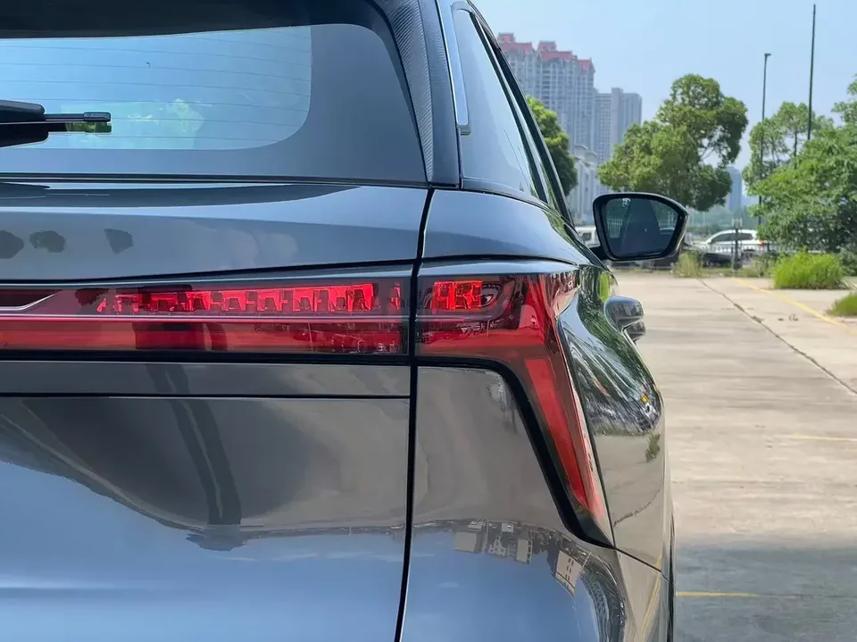 Changan CS75PLUS Changan CS75 PLUS 2025 Third Generation Champion Edition 1.5T Automatic Sporty Model 2026 — thumbnail 3