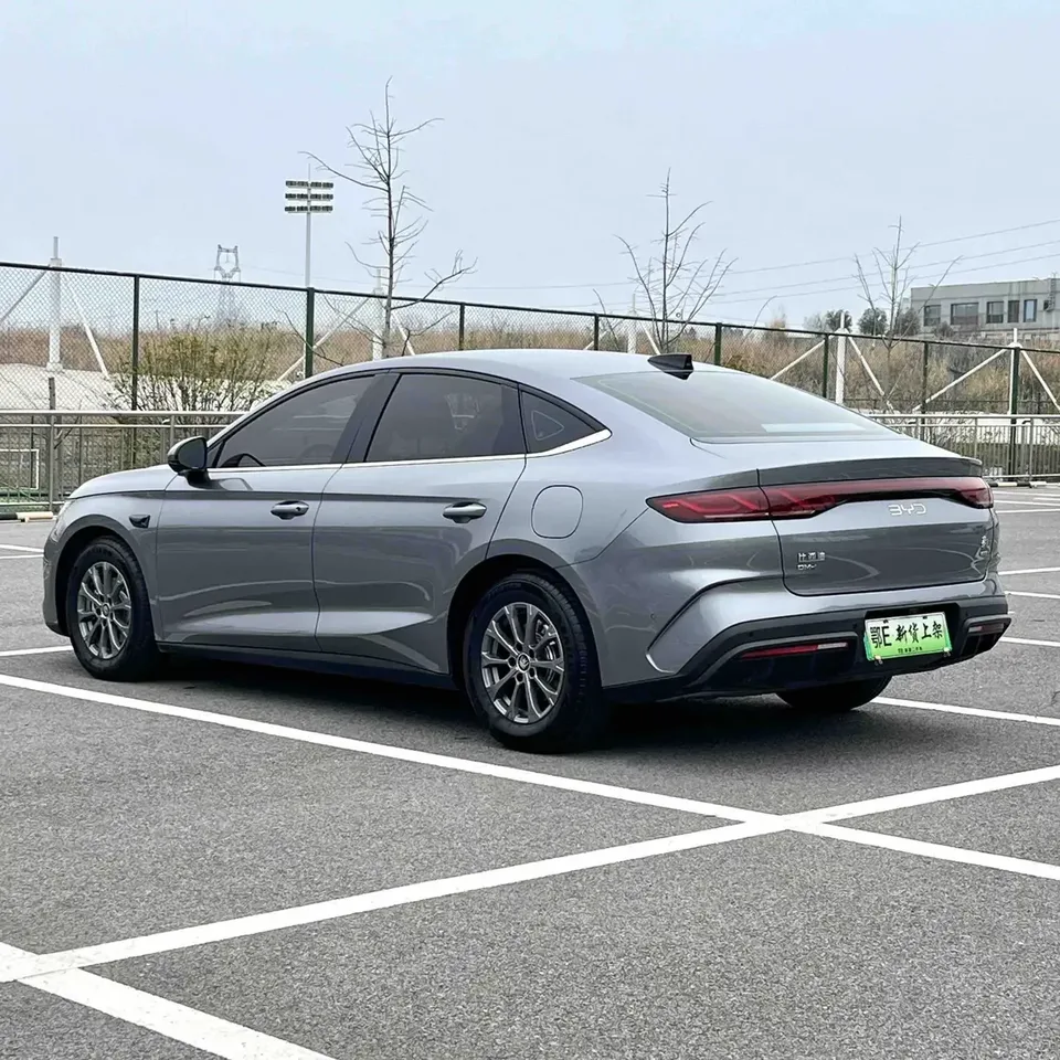BYD Qin L DM Qin L DM 2025 Intelligent Driving Edition DM-i 80KM Leading Edition 2025 — thumbnail 4