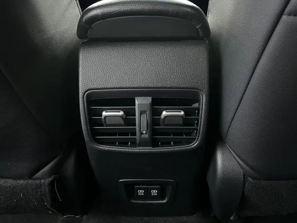 Toyota Corolla Corolla 2021 Dual Engine 1.8L E-CVT Elite Edition 2022 — thumbnail 3
