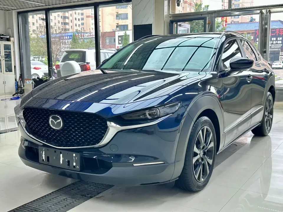 Mazda CX-30 Mazda CX-30 2022 2.0L Automatic Yaoyue Edition 2022 — photo 1, buy with delivery to Moscow