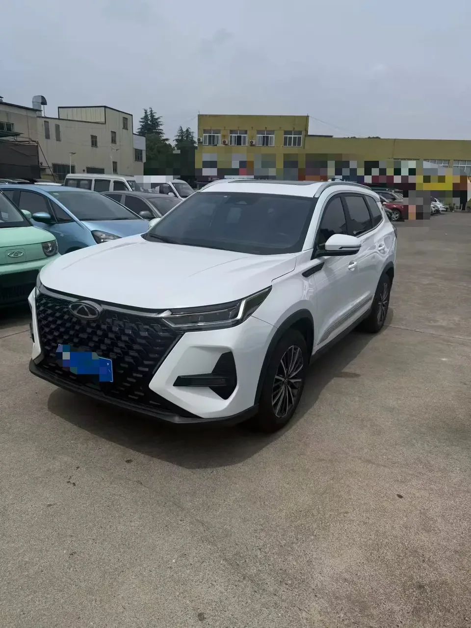Chery Tiggo 8 Pro Tiggo 8 PRO 2024 Champion Edition 290T 2WD Peak Edition 5 Seaters 2024 — photo 1, buy with delivery to Moscow