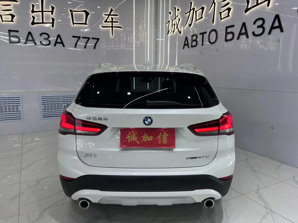 BMW X1 BMW X1 2022 sDrive20Li Fashion 2022 — миниатюра 2