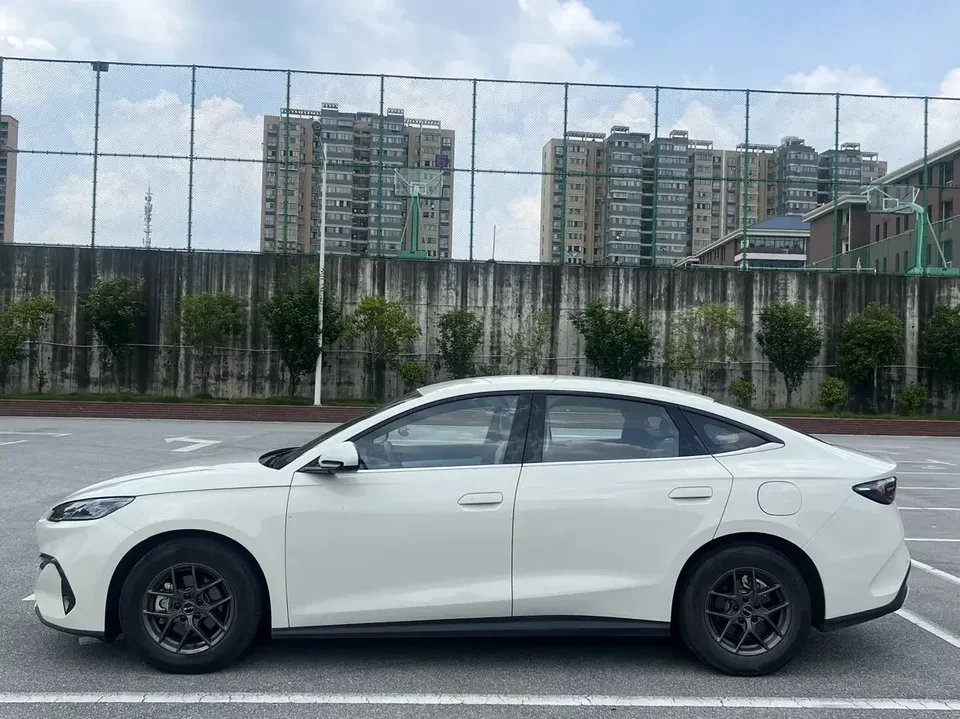 BYD Seal 06DM Seal 06DM 2024 DM-i 80KM Deluxe 2024 — thumbnail 4