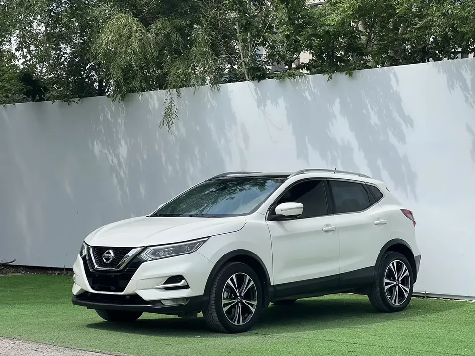 Nissan Qashqai Qashqai 2021 2.0L XV Prem Deluxe 2022 — фото 1, купить с доставкой в Москву