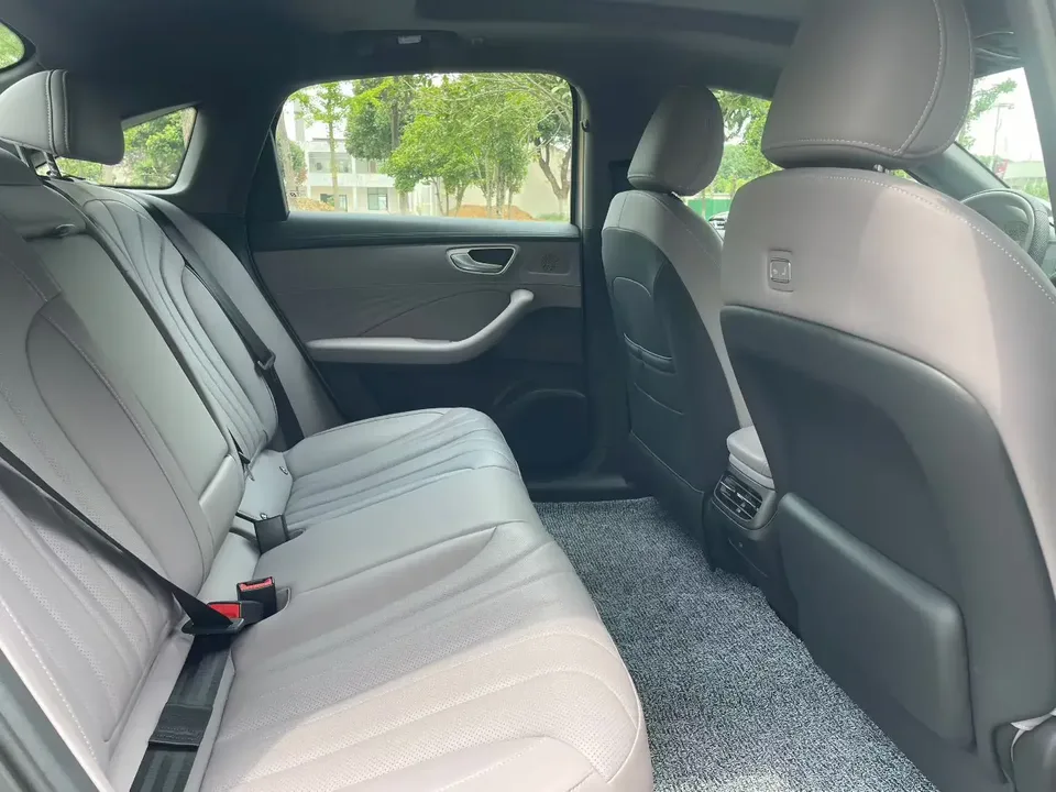 Roewe M7 DMH Roewe M7 DMH 2025 160km Premium Edition 2025 — thumbnail 5