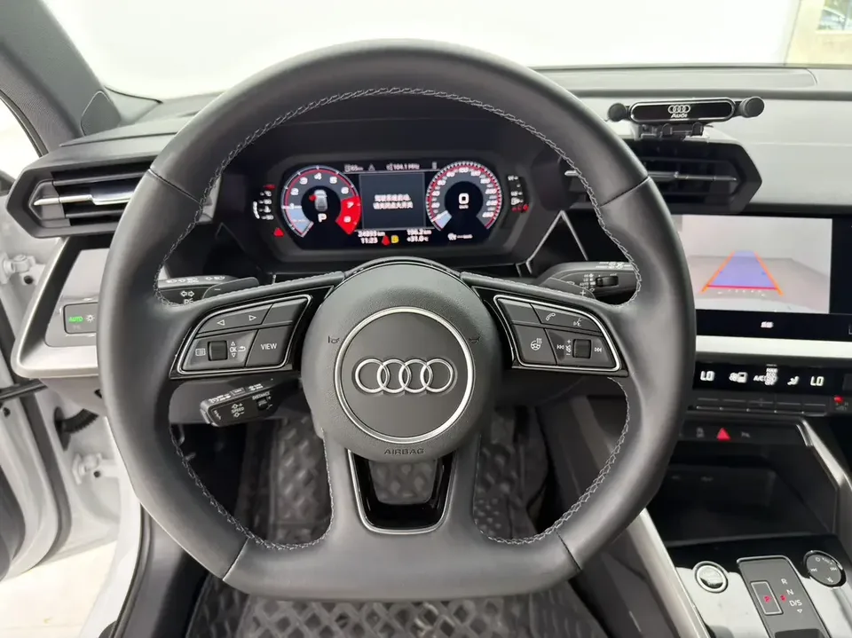 Audi A3 Audi A3 2022 Sportback 35 TFSI Stylish and sporty 2022 — thumbnail 4
