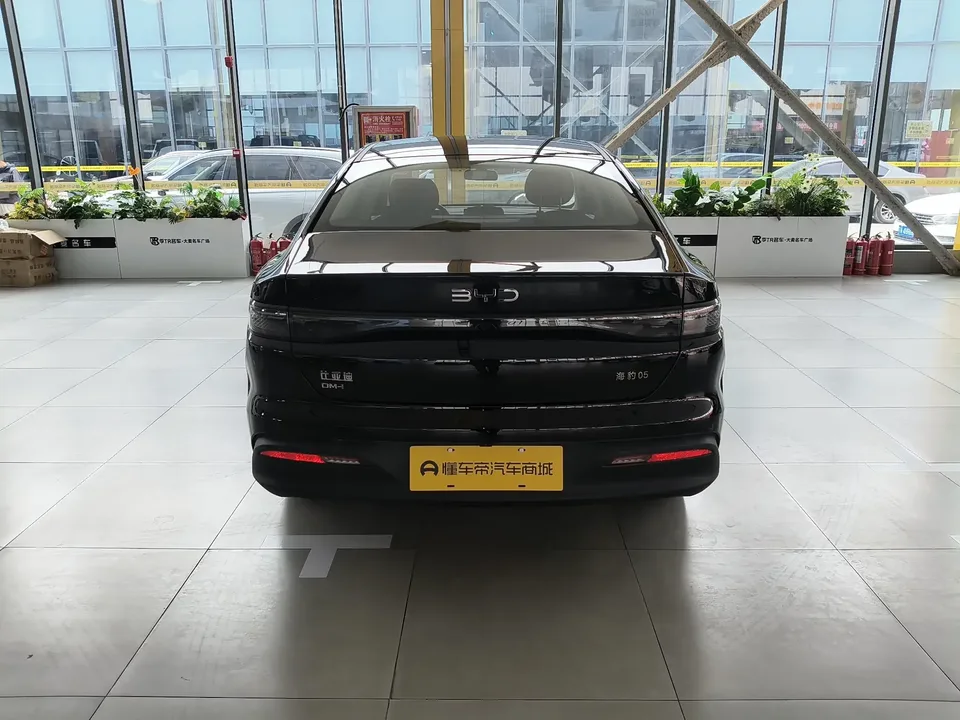BYD Seal 05DM Seal 05DM 2026 DM-i 128KM Luxury 2026 — thumbnail 2