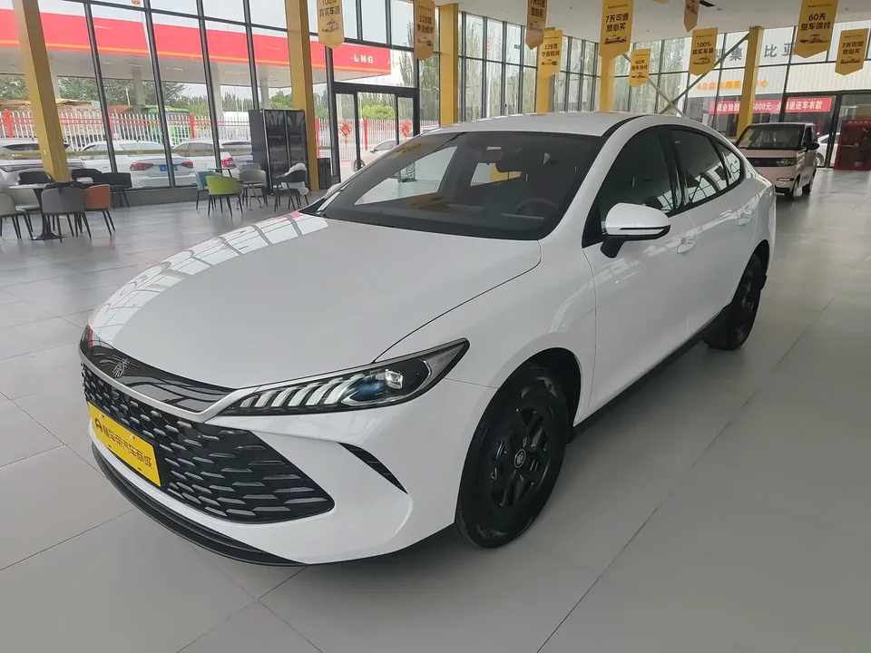 BYD Qin PLUS DM Qin PLUS DM 2026 DM-i 128KM Progressive 2026 — photo 1, buy with delivery to Moscow