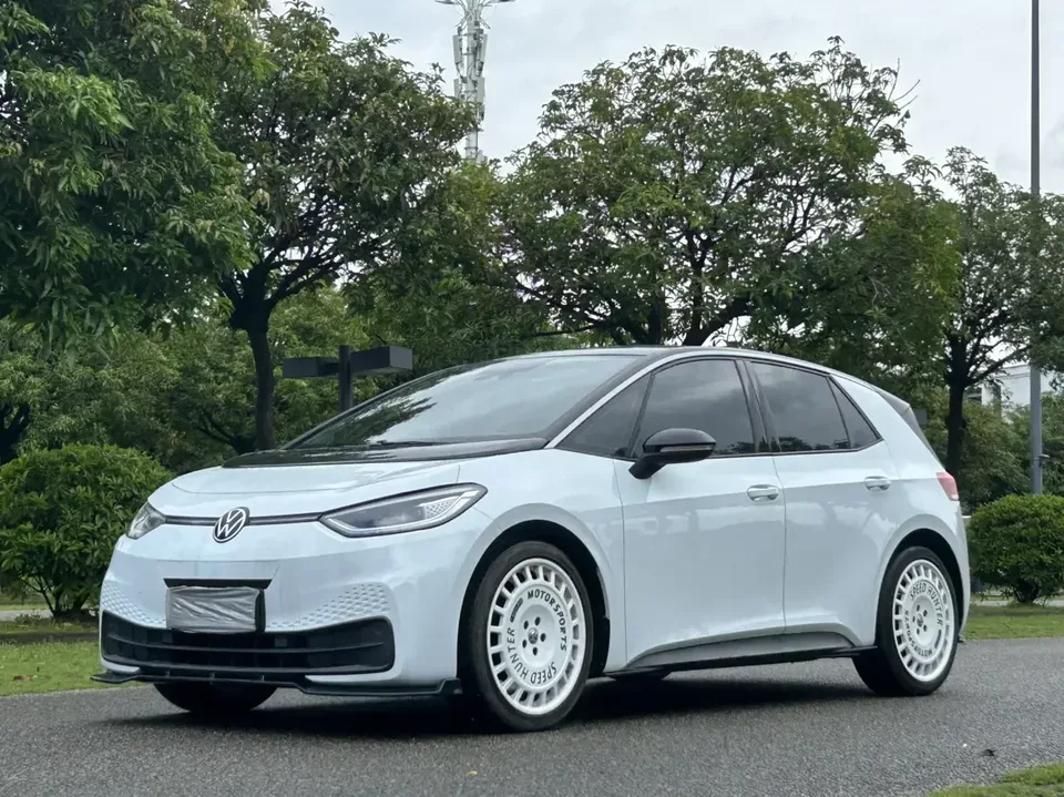Volkswagen ID.3 Volkswagen ID.3 2022 Extreme Edition 2022 — photo 1, buy with delivery to Moscow