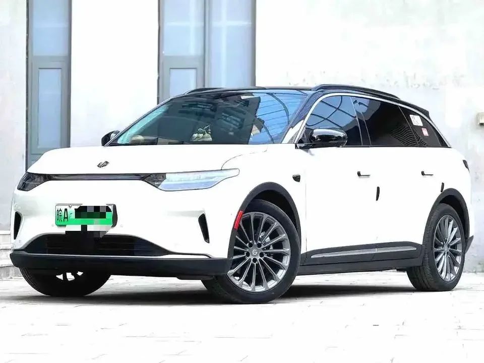 Leapmotor Zero running C11 Zero running C11 2024 Pure Electric 580 Premium Edition 2024 — photo 1, buy with delivery to Moscow