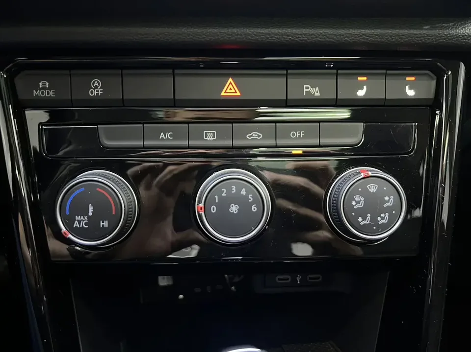 Volkswagen T-Roc TANG 2022 280TSI DSG 2WD Comfort PLUS 2023 — thumbnail 3