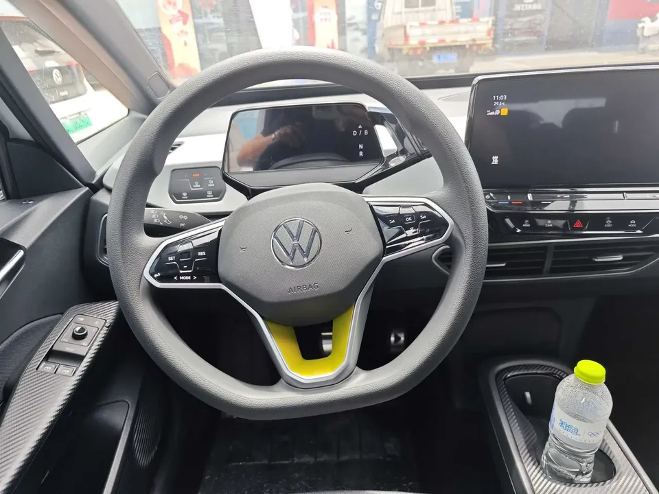 Volkswagen ID.3 Volkswagen ID.3 2023 Pure Smart Edition 2023 — миниатюра 3