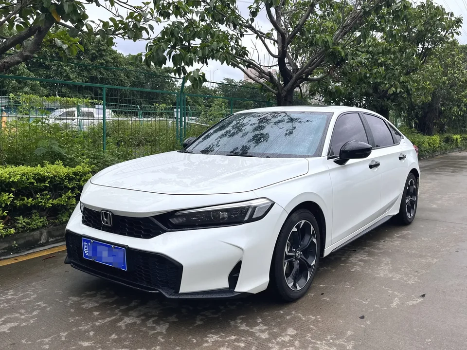 Honda CIVIC Civic 2025 240TURBO CVT Zhiqu Pro 2025 — photo 1, buy with delivery to Moscow