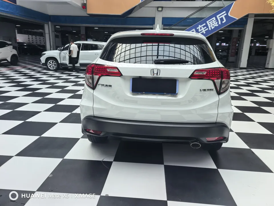 Honda VEZEL Binzhi 2020 1.5L CVT Pioneer Edition 2022 — thumbnail 2