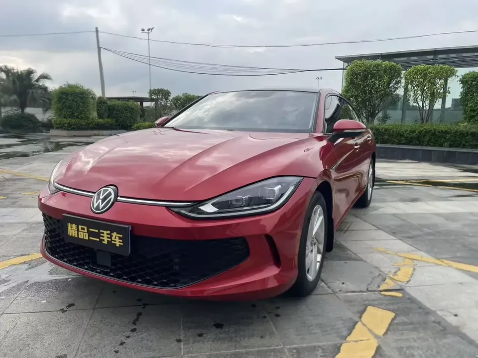 Volkswagen Lamando Lingdu 2022 Lingdu L 280TSI DSG Hot Edition 2022 — фото 1, купить с доставкой в Москву