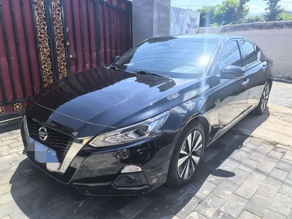 Nissan Altima Sound of nature 2022 2.0L XE Pure Edition 2022 — photo 1, buy with delivery to Moscow