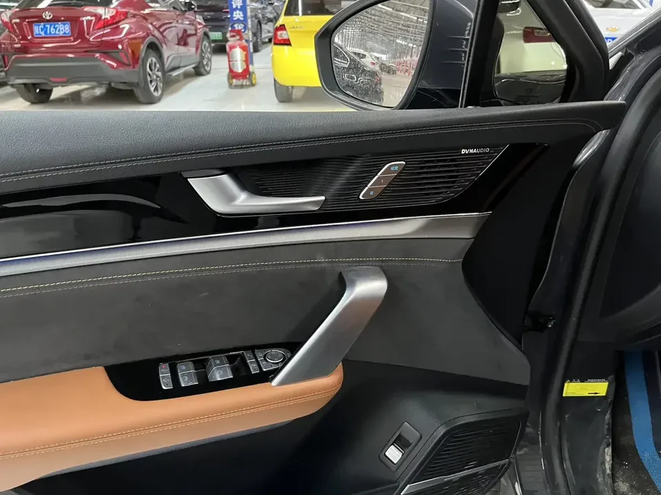 BYD Tang DM Tang DM 2023 DM-i Champion Edition 112KM Premium 2023 — thumbnail 3