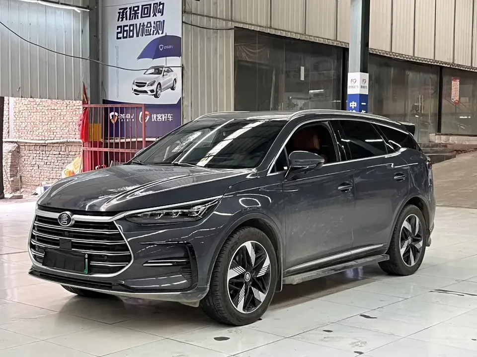 BYD Tang DM Tang DM 2023 DM-i Champion Edition 112KM Premium 2023 — photo 1, buy with delivery to Moscow