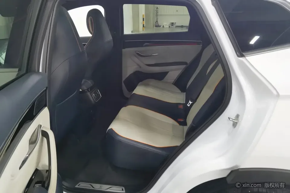 BYD Song PLUS DM Song PLUS DM 2021 DM-i 110KM 2WD Flagship PLUS 2023 — thumbnail 5