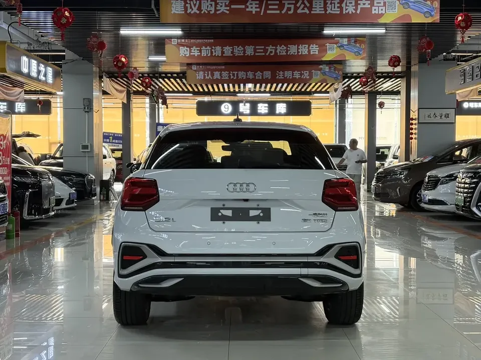 Audi Q2L Audi Q2L 2022 35 TFSI Stylish Dynamic 2023 — миниатюра 2