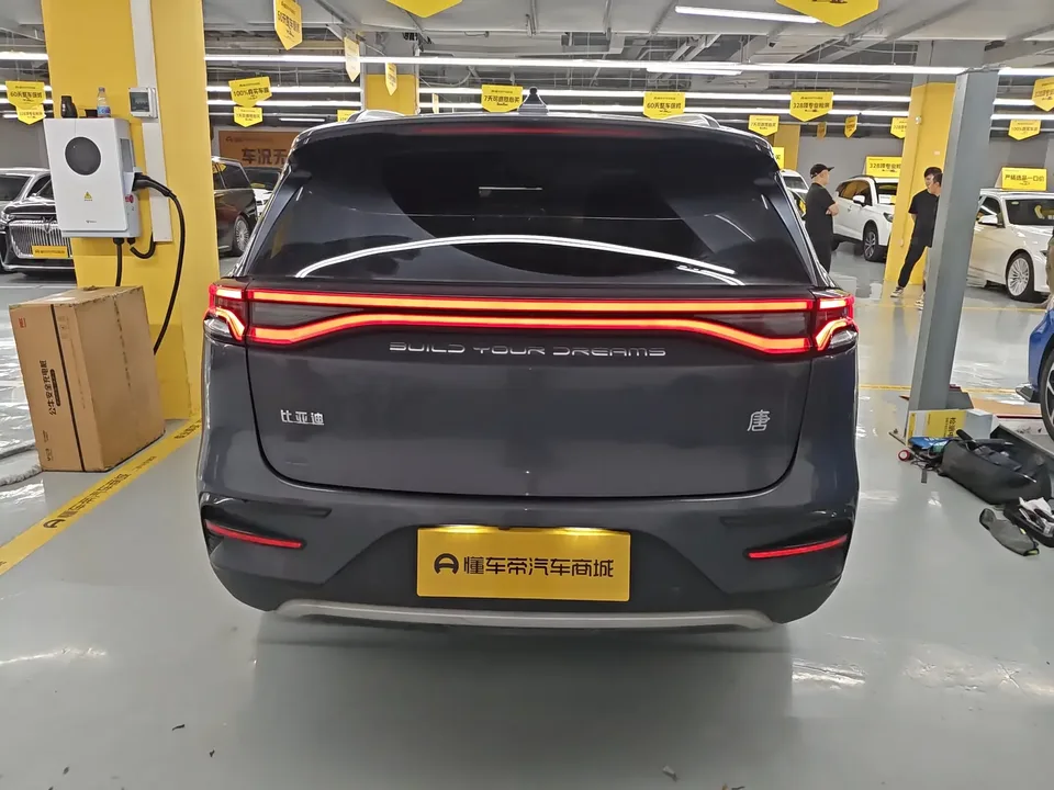 BYD Tang DM Tang DM 2021 DM-i 1.5T 112KM Premium Edition 2022 — thumbnail 2