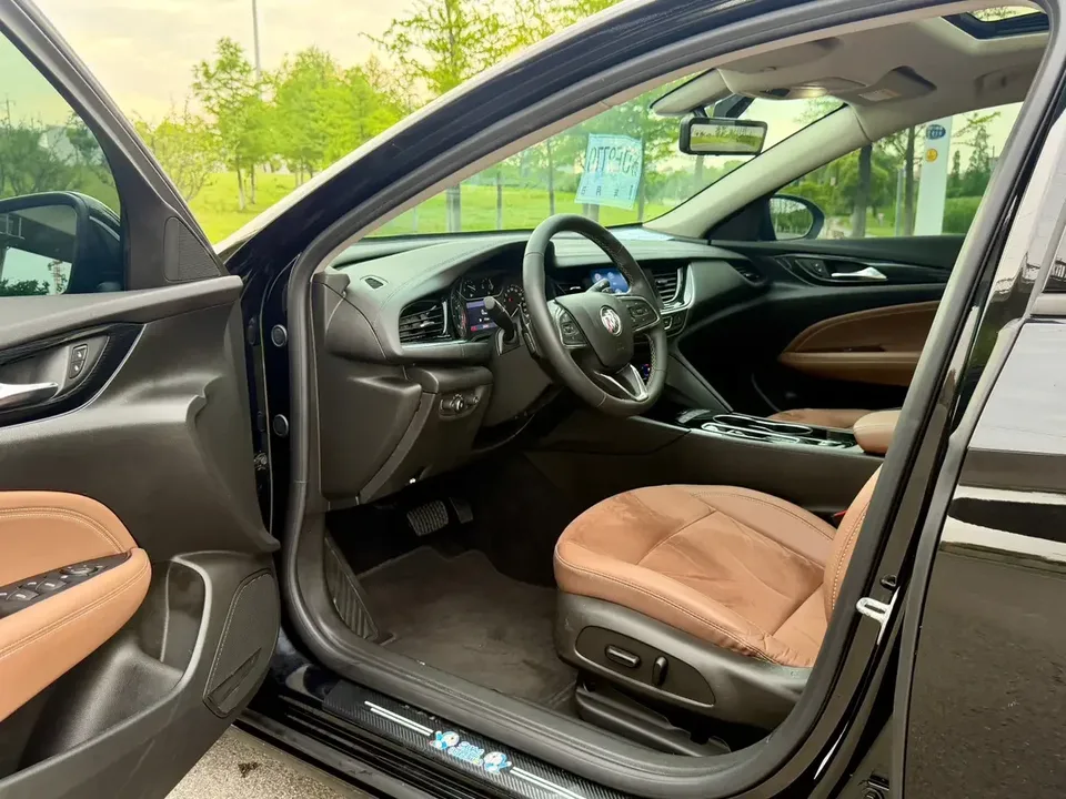 Buick Majesty Majesty 2023 552T Smart 2023 — thumbnail 4