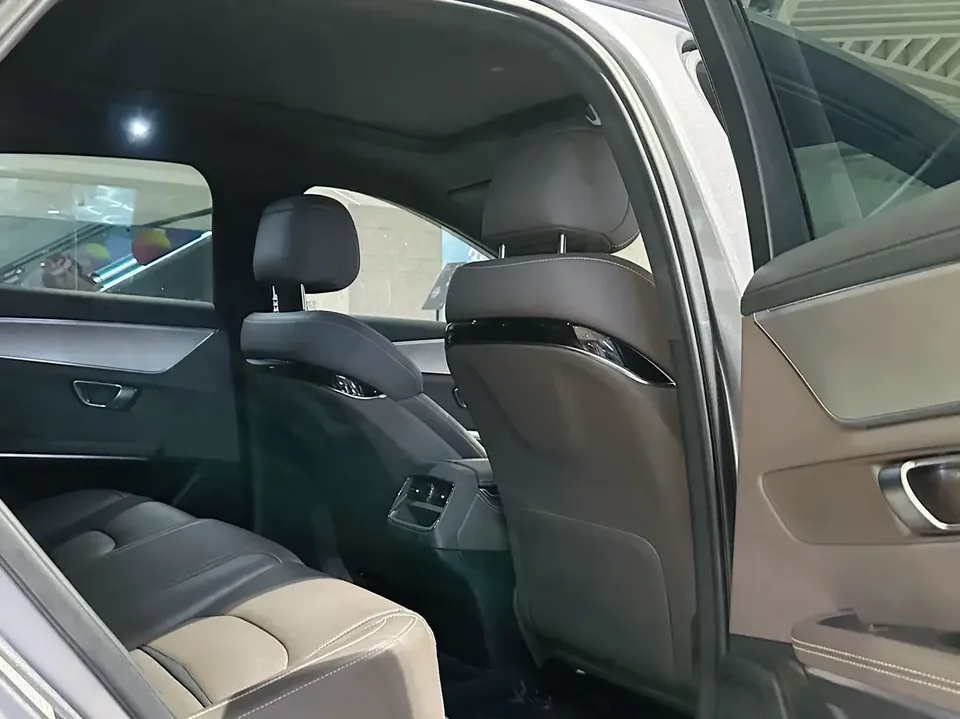 BYD Han EV Han EV 2021 Standard Range Deluxe 2022 — thumbnail 4