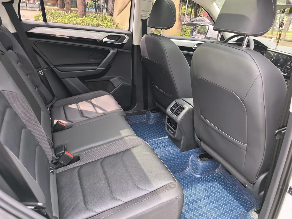 Volkswagen Tayron Tanyue 2022 280TSI 2WD Luxury Smart Edition 2022 — thumbnail 3
