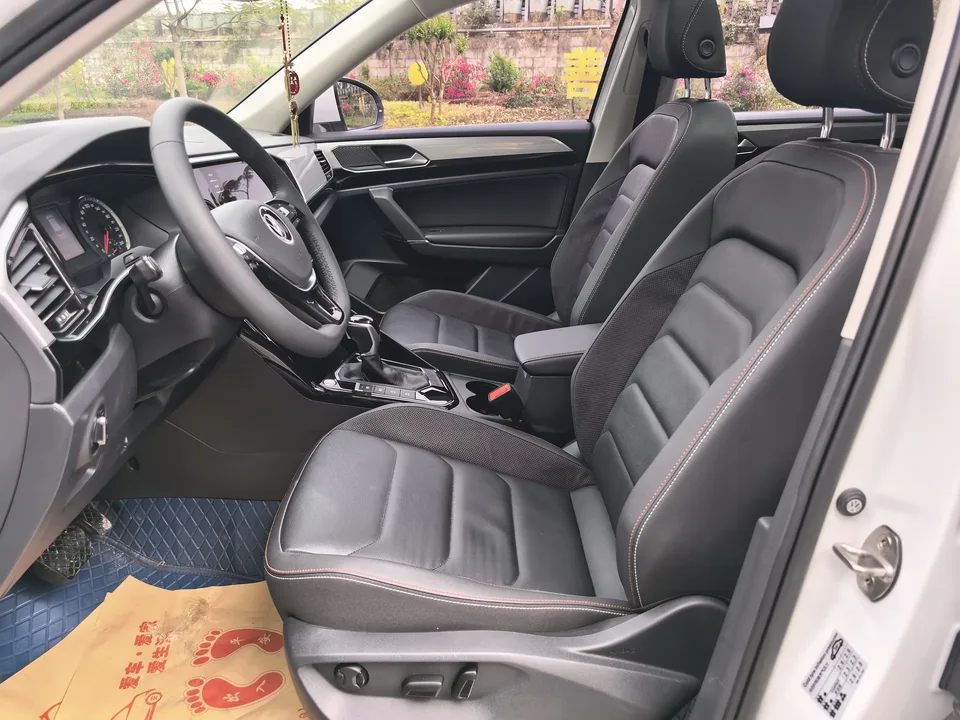 Volkswagen Tayron Tanyue 2022 280TSI 2WD Luxury Smart Edition 2022 — thumbnail 5