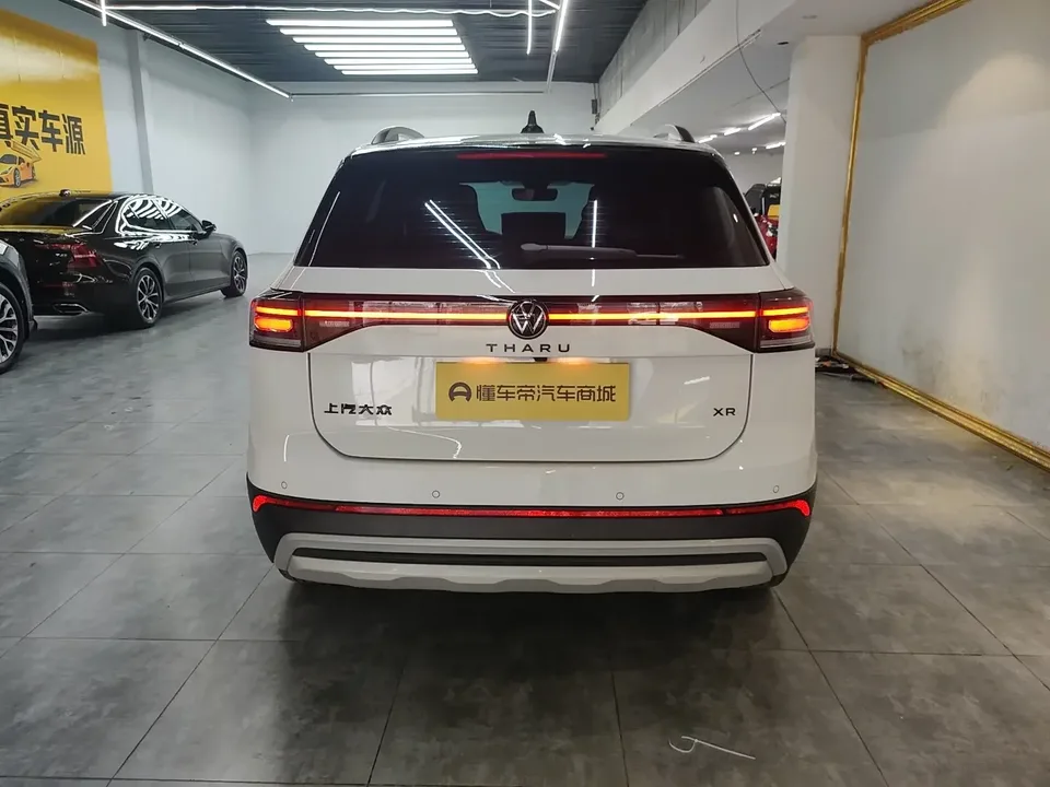 Volkswagen Tharu tuyue 2025 New 1.5L Sharp Edition 2025 — thumbnail 2