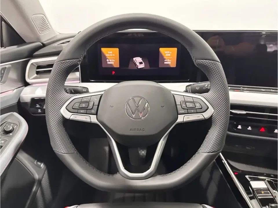 Volkswagen Lamando Lingdu 2025 Lingdu L 280TSI DSG Hot Edition 2025 — thumbnail 4