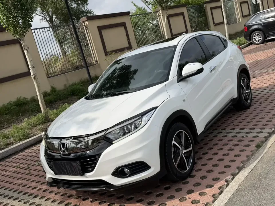 Honda VEZEL Binzhi 2022 1.5L CVT Elite Smart Edition 2022 — photo 1, buy with delivery to Moscow