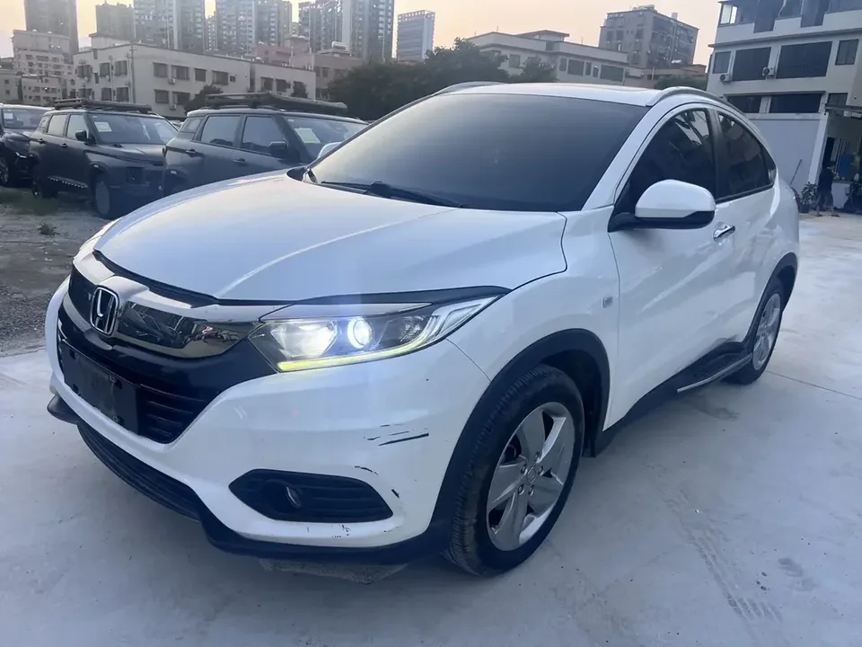 Honda VEZEL Binzhi 2022 1.5L CVT Phantom Night Pioneer Edition 2022 — photo 1, buy with delivery to Moscow