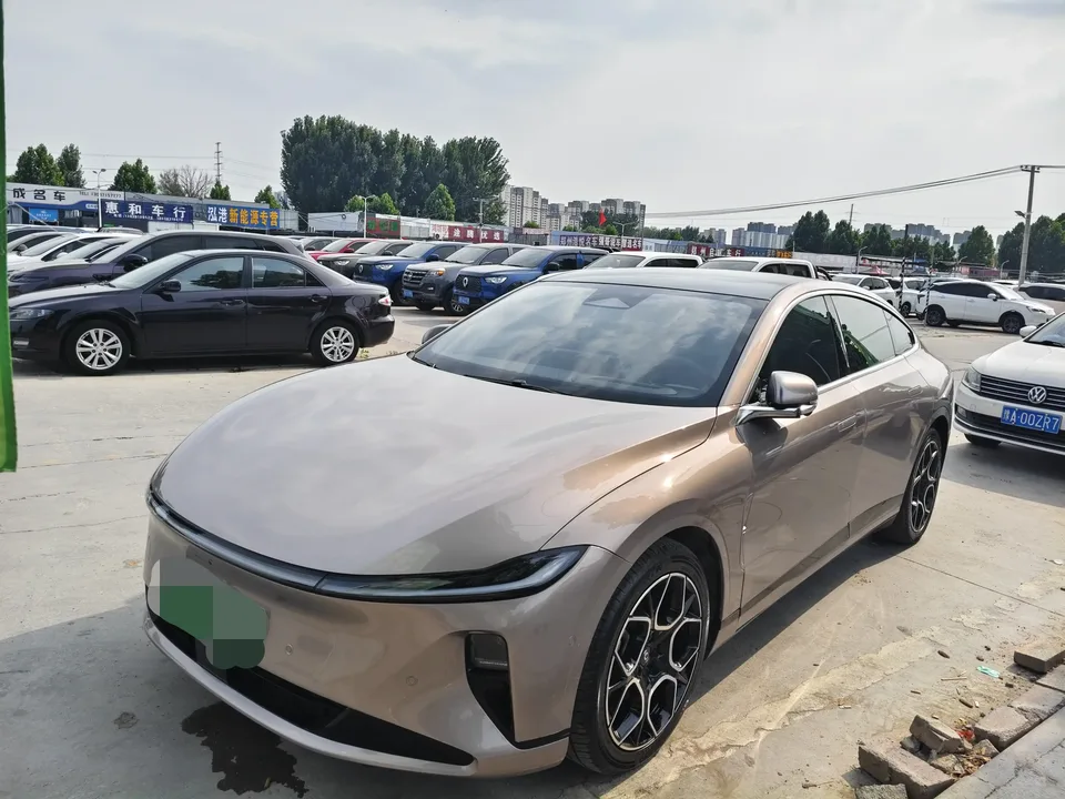 Changan Qiyuan A07 Changan Qiyuan A07 2025 Blue Whale Pure Electric 625 Flagship Model 2024 — photo 1, buy with delivery to Moscow